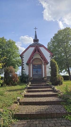 Feldkapelle zur Schmerzhaften Muttergottes in Wiesoppenheim