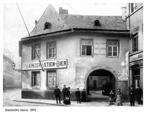 Brauhaus zum Gutenberg mit dem Restaurant Peter Schneider, Franziskanerstraße 3