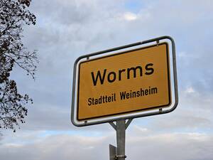 Ortsschild von Worms-Weinsheim