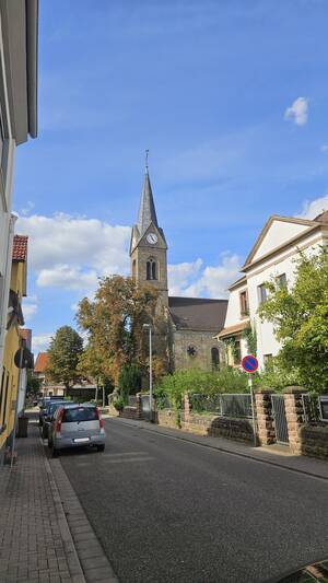 Katholische Kirche St. Martin in Wiesoppenheim